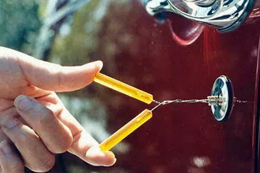 community Locksmith Store Mesa, AZ 480-757-0072 - broken-key-extraction