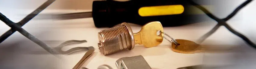community Locksmith Store Mesa, AZ 480-757-0072 - changing-locks